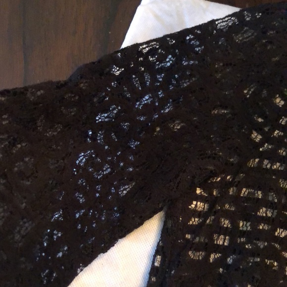 🍌Banana Republic chrochet overlay of striped top lace sleeves zipper back top - Picture 4 of 11